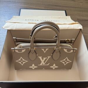 Louis Vuitton Gray and Cream Crossbody Bag